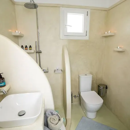 Elite Santorini Apartment