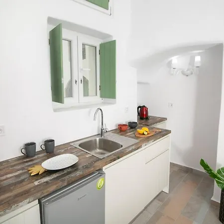 Elite Santorini Apartment *