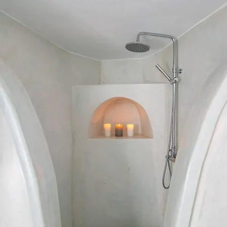 Elite Santorini Apartment Emporio (Santorini)