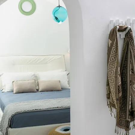 Elite Santorini Apartment Emporio (Santorini)