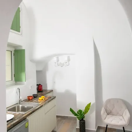 Elite Santorini Apartment *