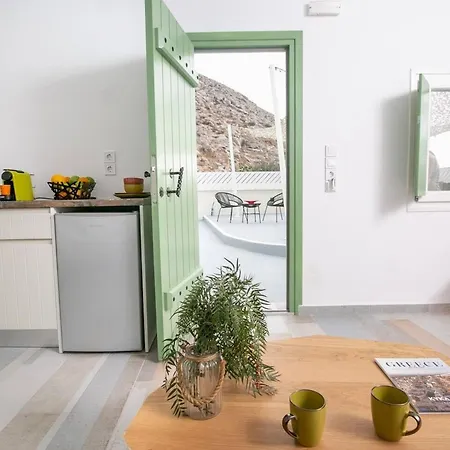 Elite Santorini Apartment Emporio (Santorini)